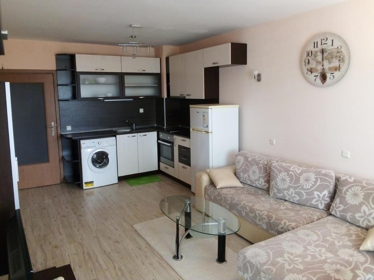 Апартамент Зорница Daire Burgaz Dış mekan fotoğraf